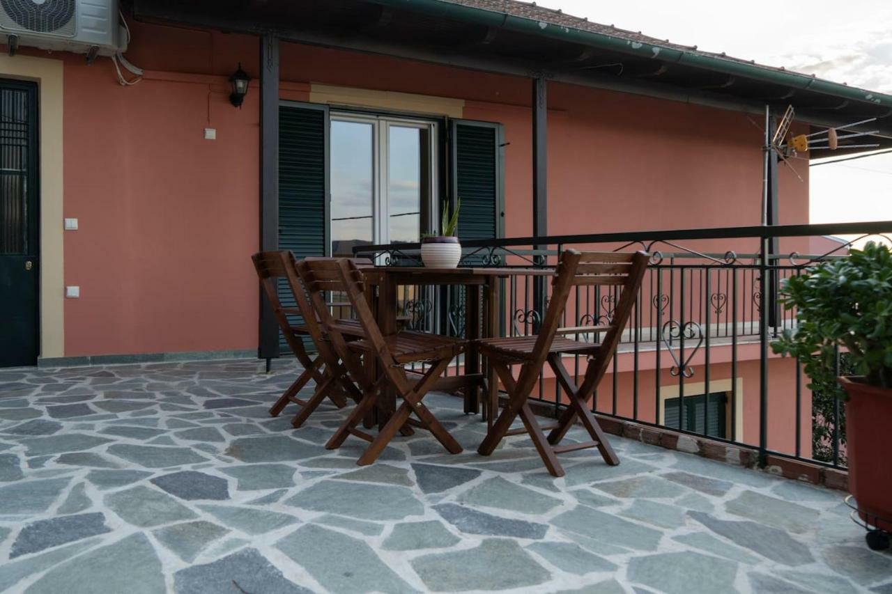 Coralli Pentati 1 "Dimitris Apartments" Экстерьер фото