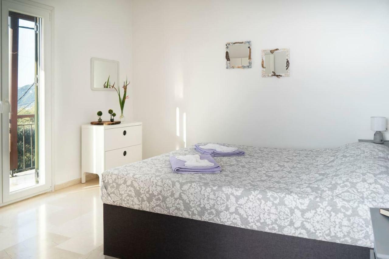 Coralli Pentati 1 "Dimitris Apartments" Экстерьер фото